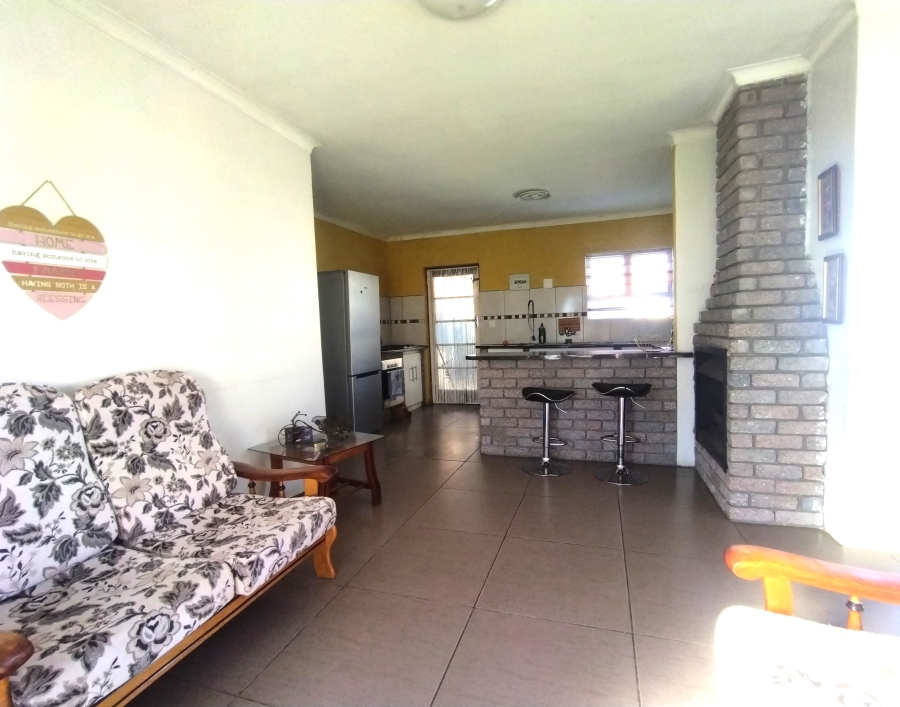 3 Bedroom Property for Sale in Silwood Heights Western Cape